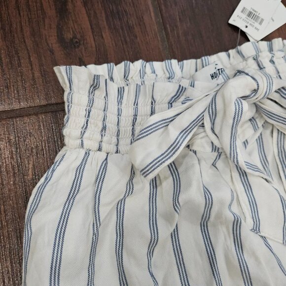 Hollister White High Rise Blue Stripe Paperbag Tie Sash Shorts Nautical Girl XS - Picture 3 of 8